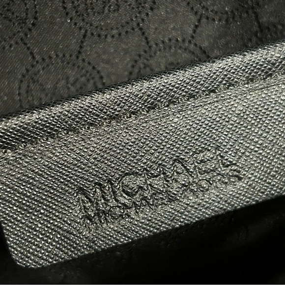 Micheal Kors Charlotte Jet Set Large Black Tote Gold Hardware‎ Saffiano Leather - Picture 14 of 15